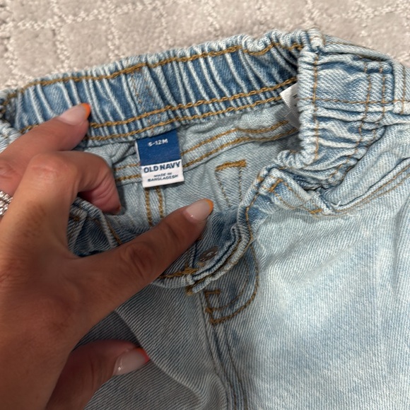 Baby Old Navy Jeans - Picture 3 of 4